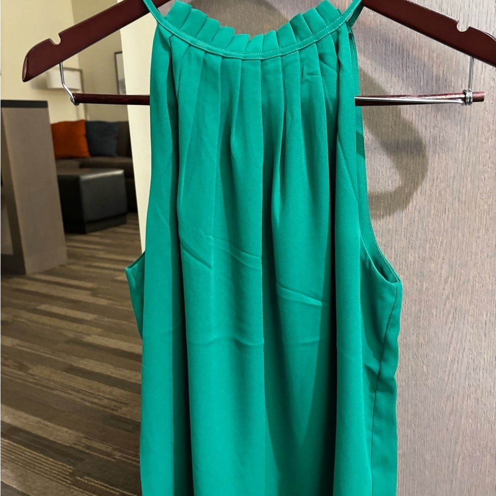 Elegant Green Sleeveless Top
